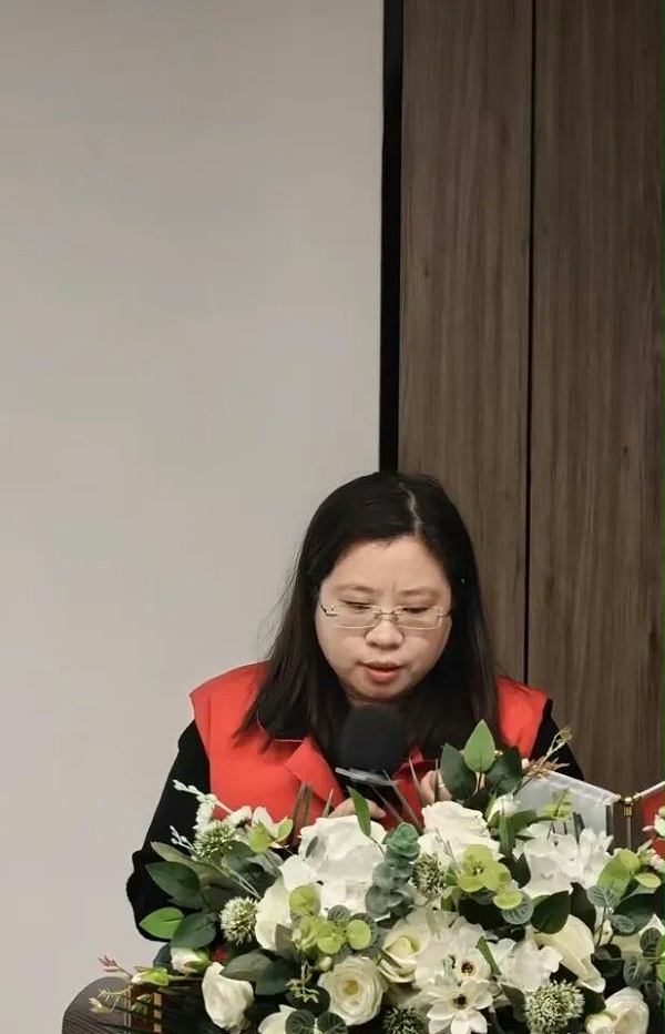 0e31da19d4f71e06f618014e73be4f1e