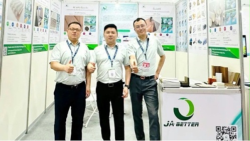 泰国国际橡塑展第一天_青岛佳百特